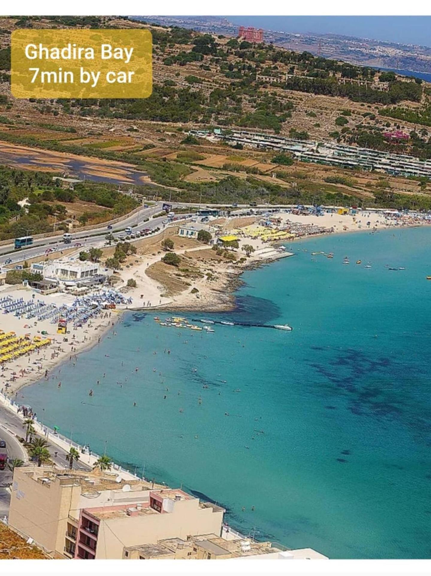 Fl 1 Ta'Lonza Luxury With Hot Tub By Homely Mellieħa Buitenkant foto