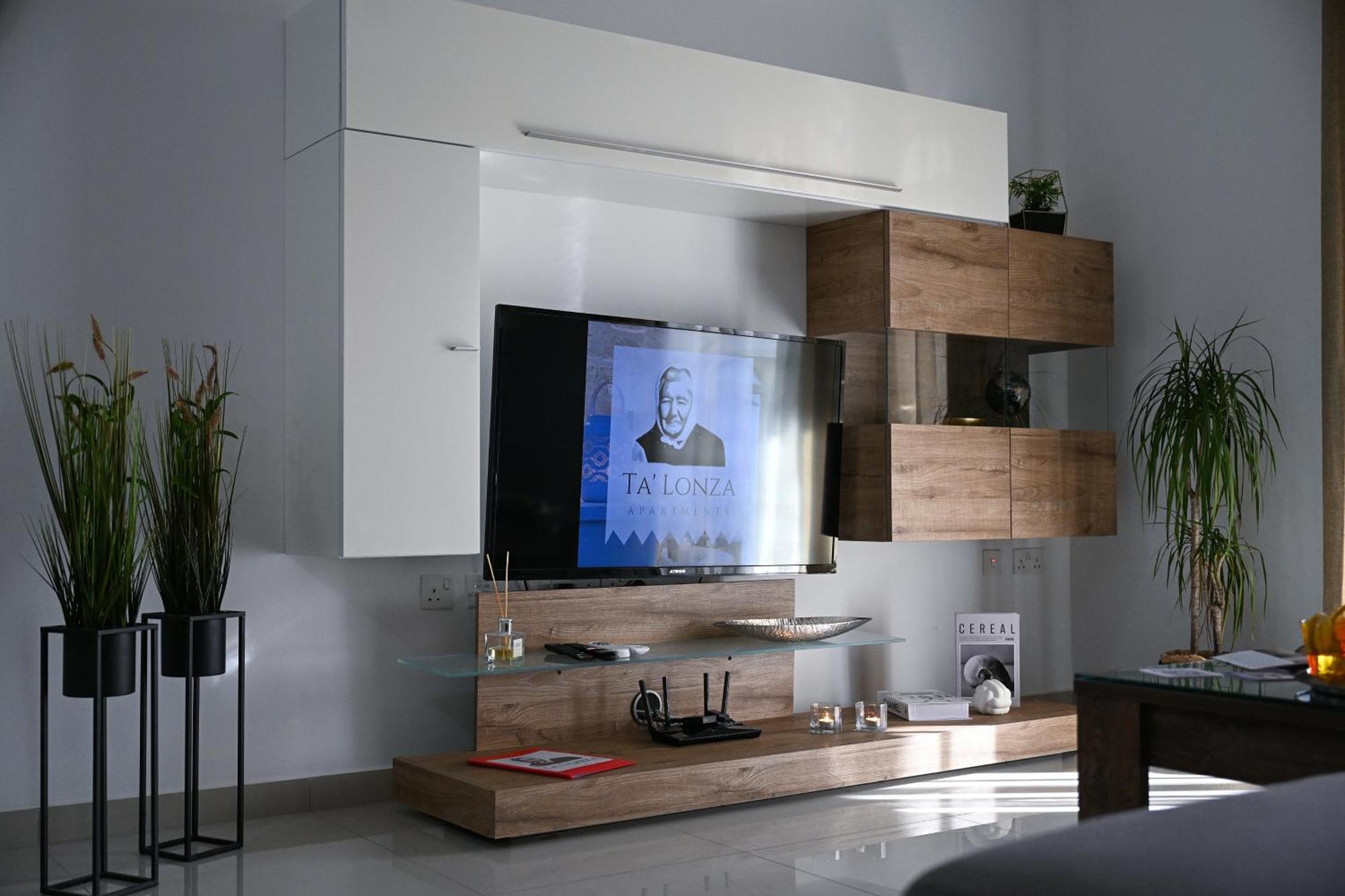 Fl 1 Ta'Lonza Luxury With Hot Tub By Homely Mellieħa Buitenkant foto
